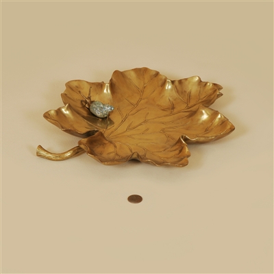 Leaf Dish with Snail Motif